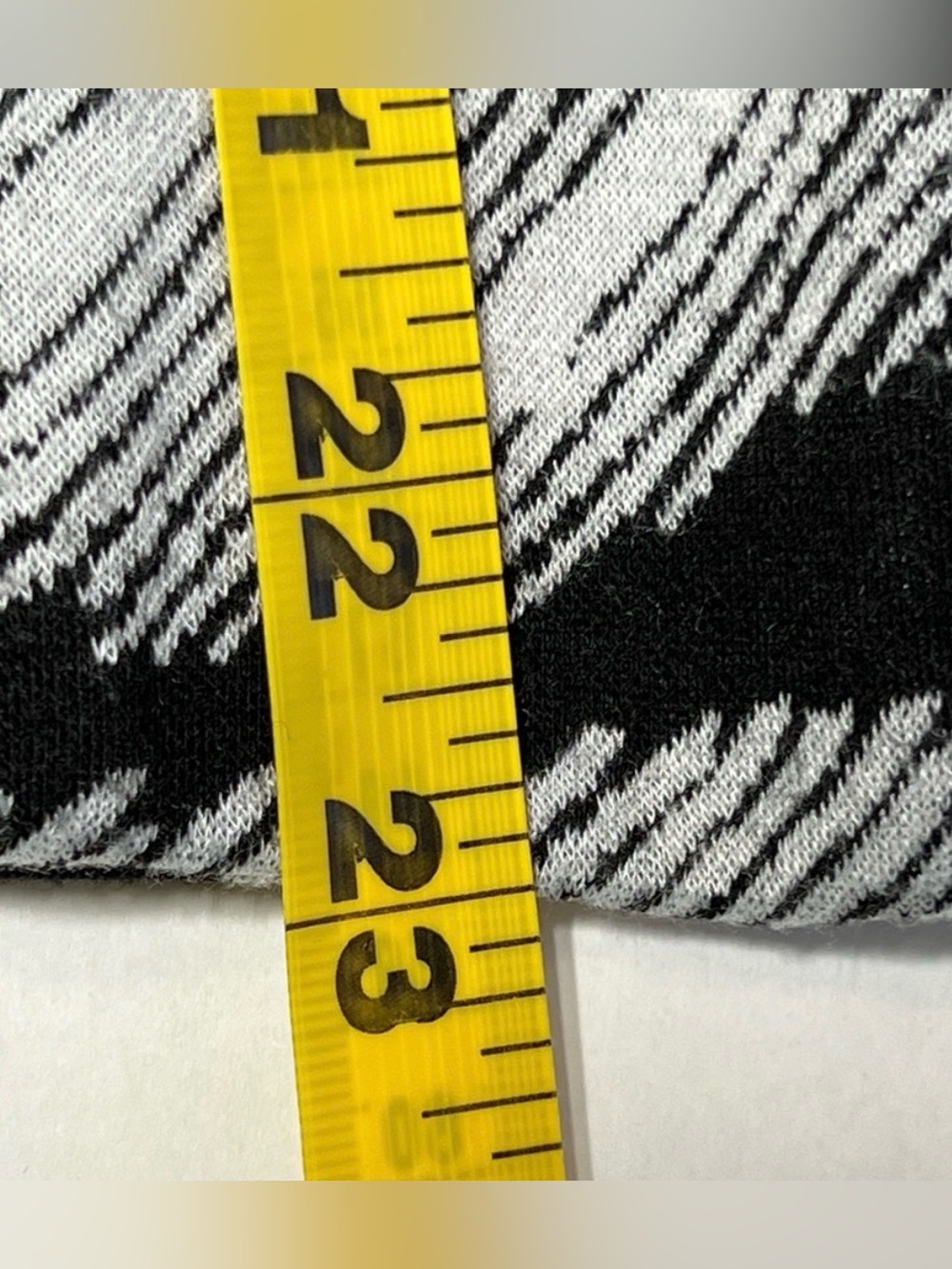 Frank Lyman Design Black White Ikat Faux Leather Knit Blazer Jacket Size 8 - Picture 15 of 16
